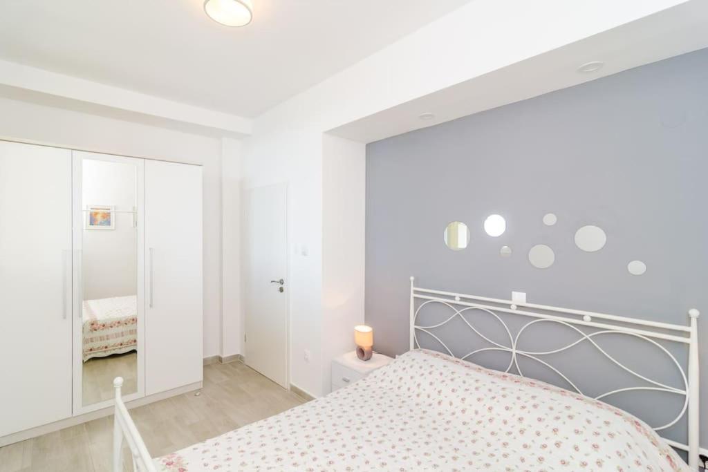 Sea View Apartment 10 Minutes Walk From Old City Ragusa Esterno foto